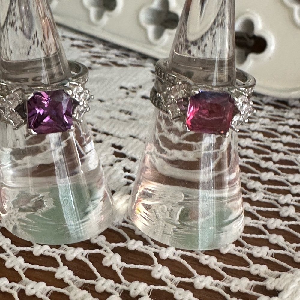 Bomb Party GOGO unicorn rings lot of 2. Size 6